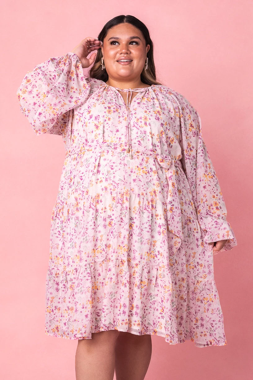 Imogen Short Dress In Blush - Image 5