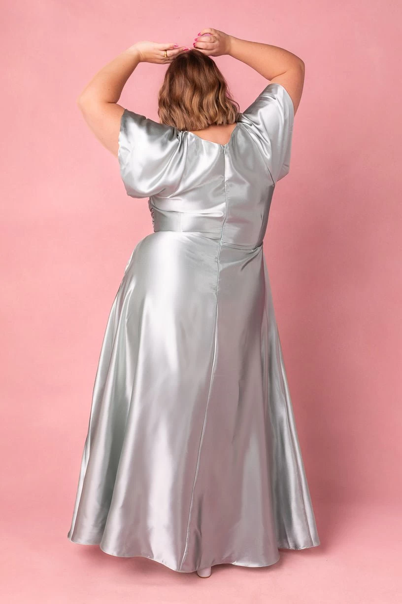 Tessie Dress In Sage - Image 8