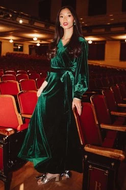 Andie Dress In Emerald Velvet - FINAL SALE